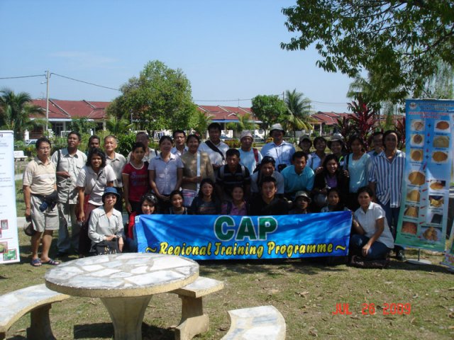 5Majlis perasmian pengumpulan minyak masak terpakai di Tmn GemilangSemarak, BM pada 26-7-2009
